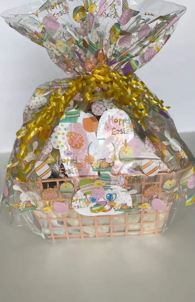 how to gift wrap an Easter Basket from dollar treee
